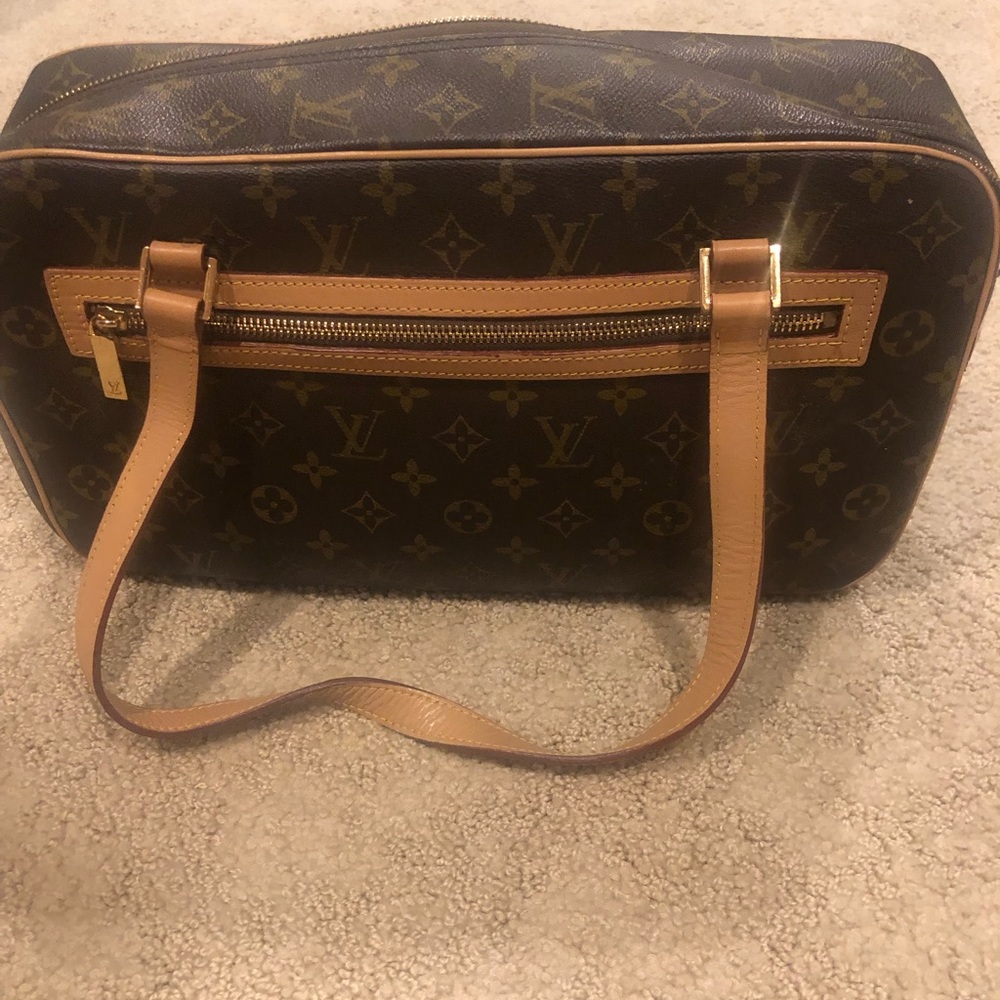 Designer inspired handbag